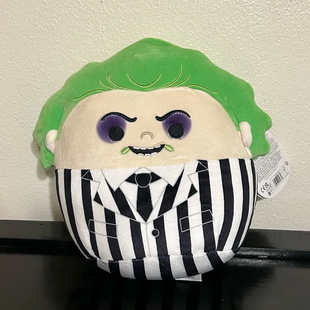 Jazwares beetle juice